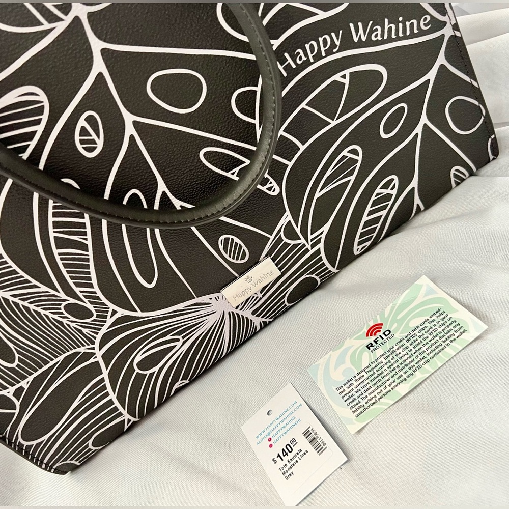 Black and White Women's Bag